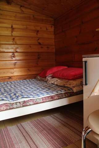 Кемпинги Manso Camping Mansoniemi Шале с одной спальней-13